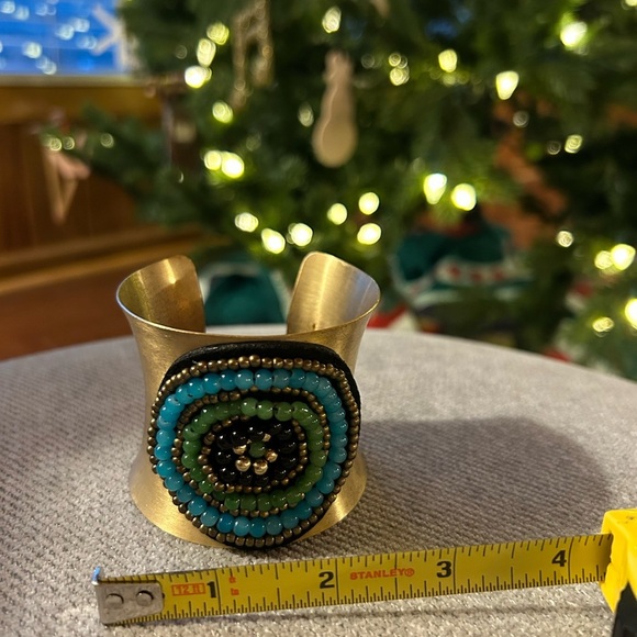 Vibrant Cuff bracelet with green, turquoise, black & gold, adjustable - Picture 3 of 6